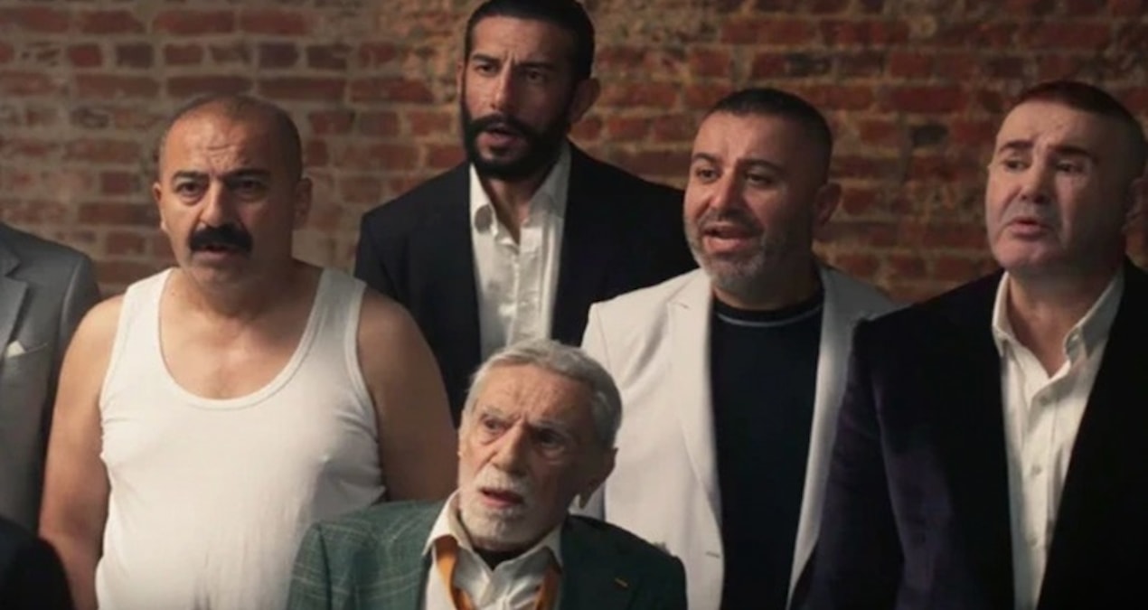 Sıcak Gündem: Kolpaçino filmiyle yıldızı parladı: Ünlü oyuncu siyasete atıldı! - Son Dakika ve Merak Edilenler