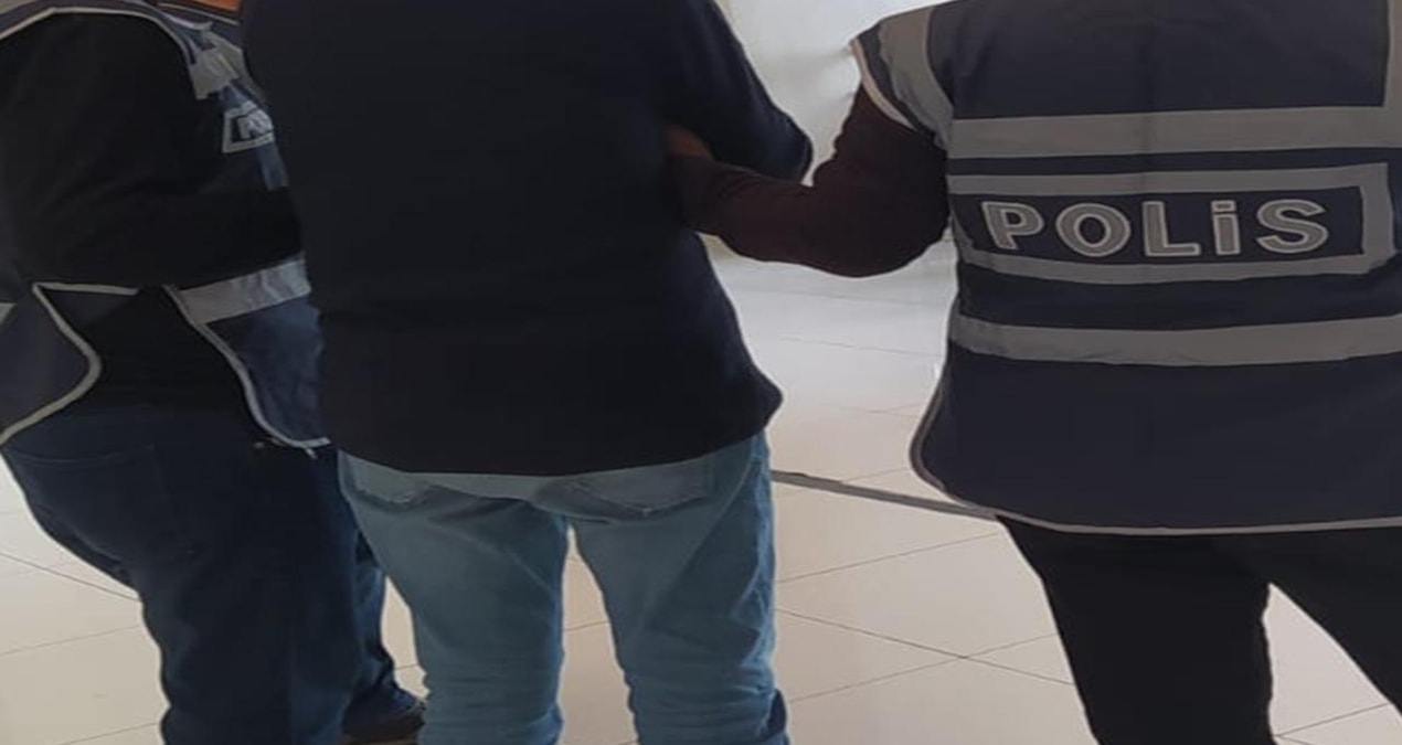 Ayrıntılar Netleşti: Konya'da operasyon: 5'i doktor 10 kişi yakalanarak gözaltına sevk edildi - En Son Haber -