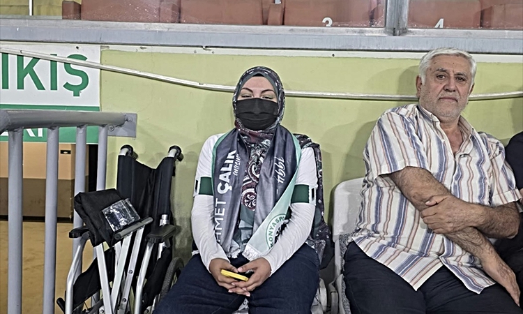 Konyaspor, kanser tedavisi gören 17 yaşındaki taraftarı unutmadı | İşte Tüm Ayrıntılar