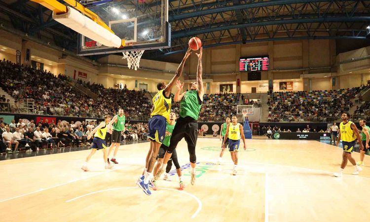 Körfez Basket'ten Fenerbahçe'ye Hazırlık Maçında 82-70'lik Üstünlük