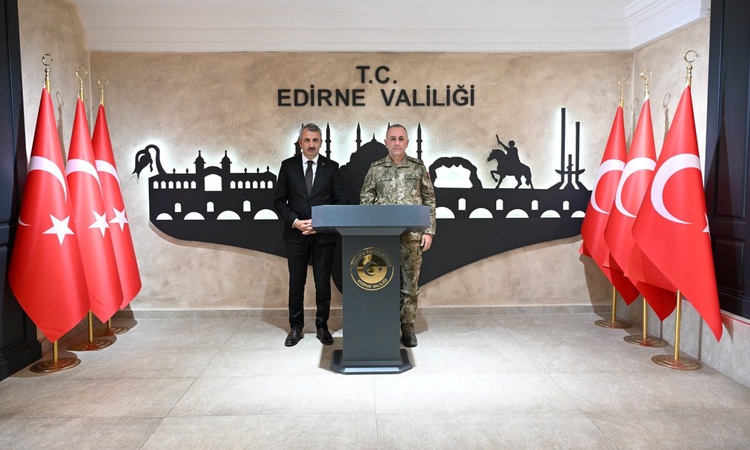 Kritik Açıklama: 2. Kolordu Komutanı Kılınç'dan Edirne Valisi Sezer'e ziyaret | İşte Tüm Ayrıntılar