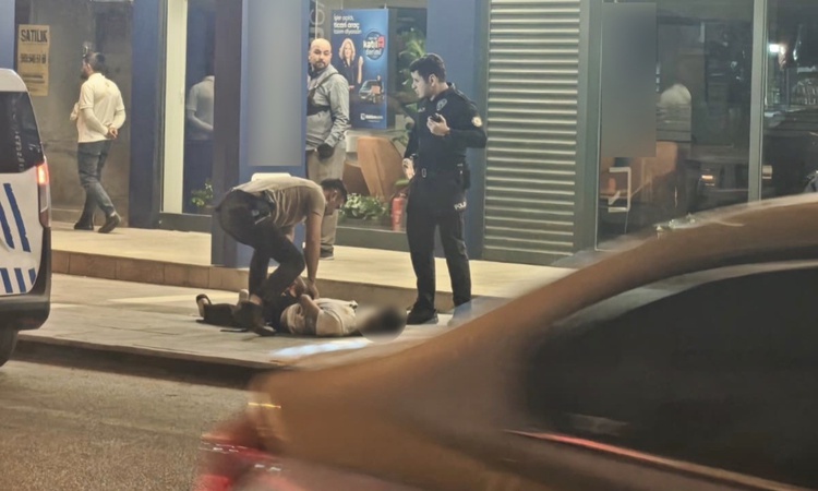 Kritik Açıklama: Adıyaman'da iki grubun kavgasında 1 kişi yaralandı, 3 kişi yakalanarak gözaltına sevk edildi.