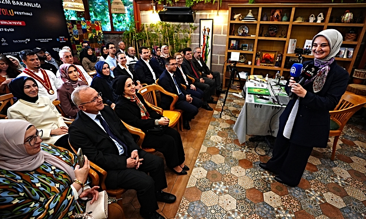 Kritik Açıklama: Afrika El Sanatları ve Kültür Evi Derneğinde Afrika Yemek Kültürü tanıtıldı: Gelişmeler Takip