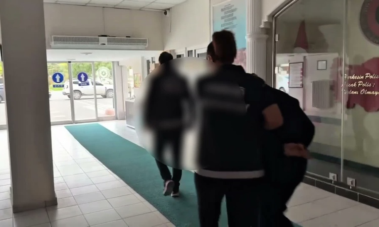 Kritik Açıklama: Aksaray'da 4 şüpheli, yuttukları 155 parça uyuşturucu kapsülüyle hakkında tutuklama kararı ve
