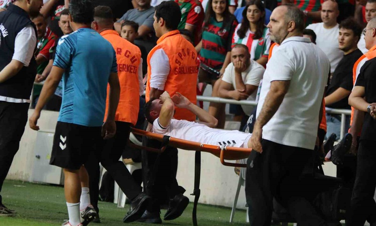 Kritik Açıklama: Altay'da İbrahim Kıravi'nin çapraz bağlarının koptuğu ve sezonu kapattığı öğrenildi - Son Dak