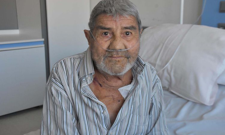 Kritik Açıklama: Bacak damarları tıkalı hastaya köprücük kemiğinin altından kalp kapağı takıldı