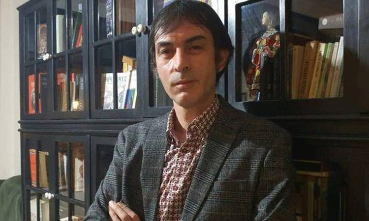 Kritik Açıklama: Bahadır Özgür kimdir, nerede yazıyor? Gazeteci Bahadır Özgür kaç yaşında, nereli? - Son Dakik