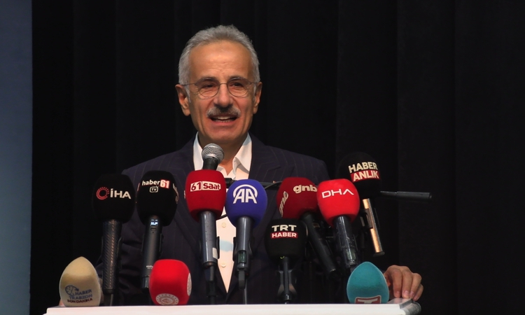Kritik Açıklama: Bakan Uraloğlu: 355 milyar dolarlık ulaştırma ve altyapı yatırım gerçekleştirdik