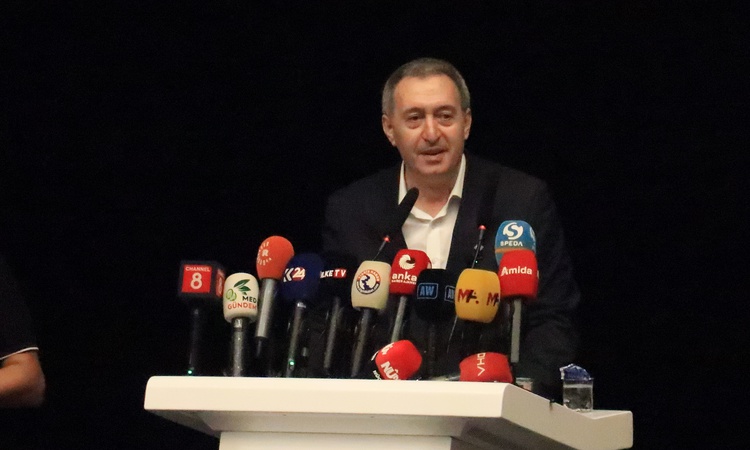 Kritik Açıklama: Bakırhan Diyarbakır kongresinde barış ve demokrasi için karşılıklı adım çağrısı yaptı