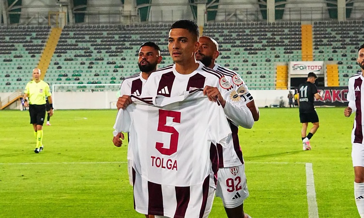 Kritik Açıklama: Bandırmaspor, Van Spor FK'yı 2-0 yendi; Tolga Kalender'i unutmadı