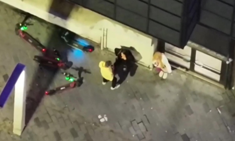Kritik Açıklama: Beyoğlu'nda asayiş denetiminde 17 işletmeye para cezası uygulandı, 2 otel mühürlendi