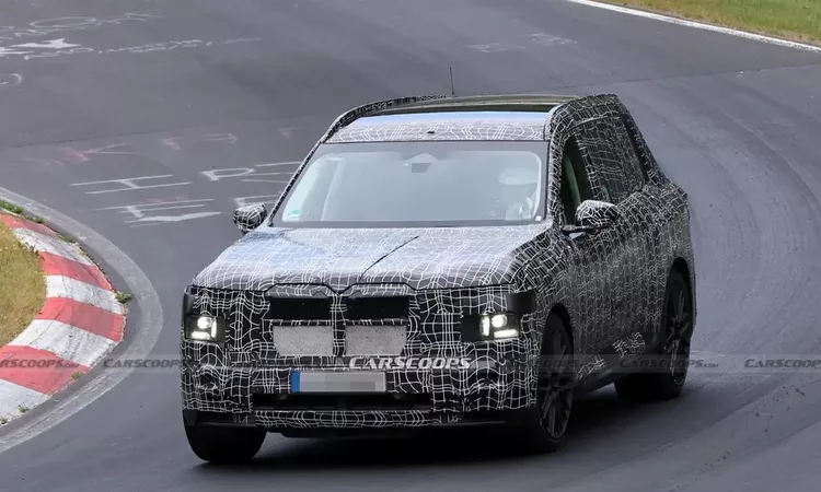 Kritik Açıklama: BMW X7'nin Yeni Nesli Testlerde Görüntülendi: Gelişmeler Takip Ediliyor