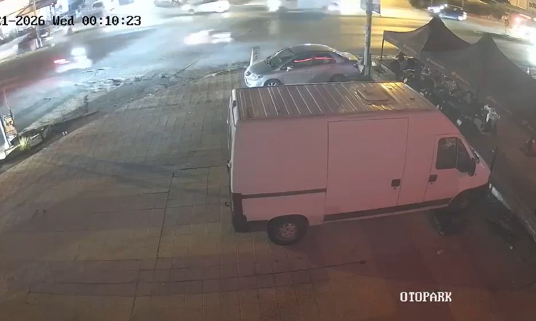 Kritik Açıklama: Bodrum'da motosikletin çarptığı 79 yaşındaki kadın öldü, kaza anı kameraya yansıdı