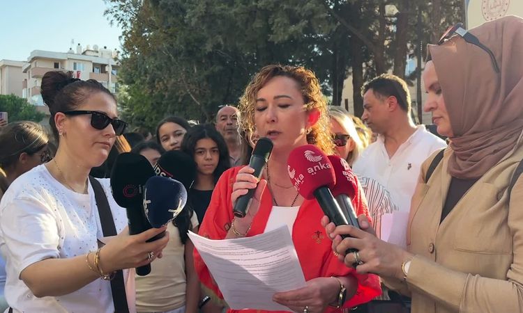 Kritik Açıklama: Bursa'da kısmen yıkılacak Dilek Özer Ortaokulu öğrencilerinin velilerinden açıklama: “Tüm öğr