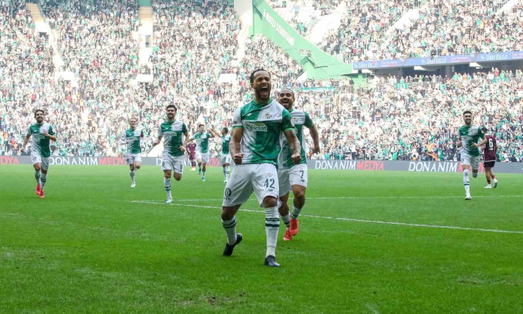 Kritik Açıklama: Bursaspor, Trendyol 1. Lig'in 13. haftasında Bandırmaspor'u 3-0 mağlup etti. | İşte Tüm Ayrın