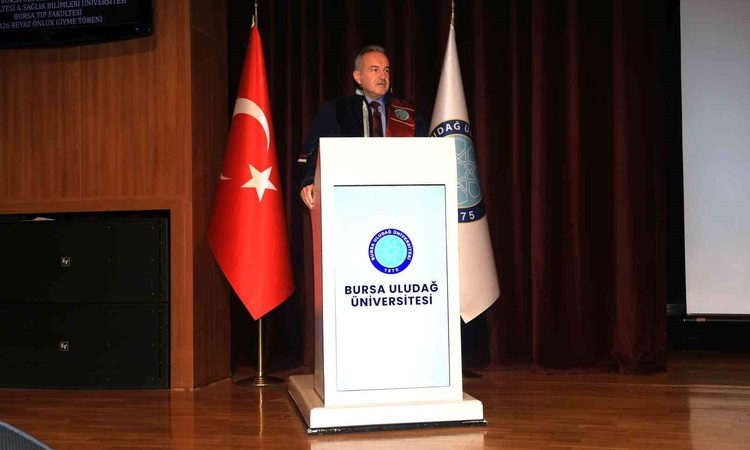 Kritik Açıklama: BUÜ Tıp Fakültesinde yeni öğrenciler için beyaz önlük töreni yapıldı ve Merak Edilenler