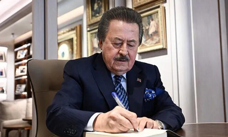 Kritik Açıklama: Cavit Çağlar kimdir, Cavit Çağlar ne iş yapıyor, hangi takımı tutuyor? - Son Dakika Bilgileri