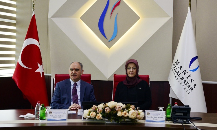 Kritik Açıklama: Celal Bayar Üniversitesi'nde güvenlik toplantısı Vali Özkan katılımıyla yapıldı ve Merak Edil