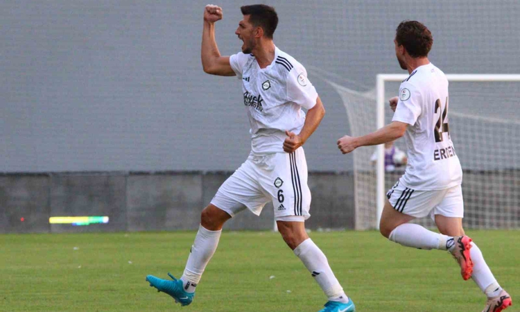 Kritik Açıklama: Ceyhun Gülselam, profesyonel futbol kariyerini sonlandırdı | İşte Tüm Ayrıntılar