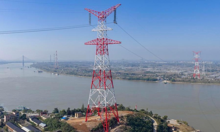 Kritik Açıklama: Çin'de 2.370 kilometrelik enerji hattında kablo döşeme çalışmaları tamamlandı - Son Dakika Bi