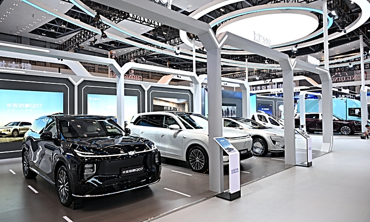 Kritik Açıklama: Çin, 2030 yılına kadar küresel otomotiv devleri arasına girmeyi hedefliyor | İşte Tüm Ayrıntı