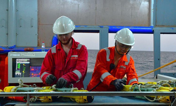 Kritik Açıklama: Çin-Azerbaycan ortak ekibi Hazar'da petrol ve doğalgaz aramalarını sürdürüyor ve Merak Edilen