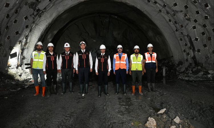 Kritik Açıklama: Çirişli Tüneli’nde kazı ve destek çalışmalarında yüzde 60, nihai beton çalışmalarında ise yüz