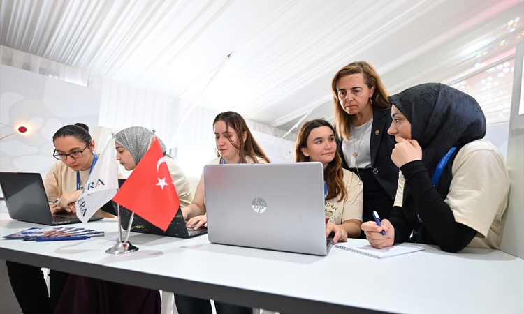 Kritik Açıklama: Cortera Takımı yapay zeka destekli beyin kanseri molekülüyle Onkoloji 3T'de birinci oldu ve M