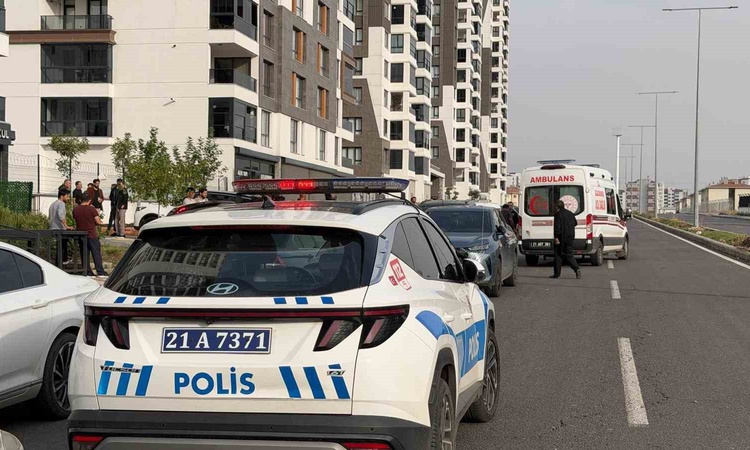 Kritik Açıklama: Diyarbakır Kayapınar'da iki taraf arasında çıkan kavgada 2 kişi yaralandı: Gelişmeler Takip E