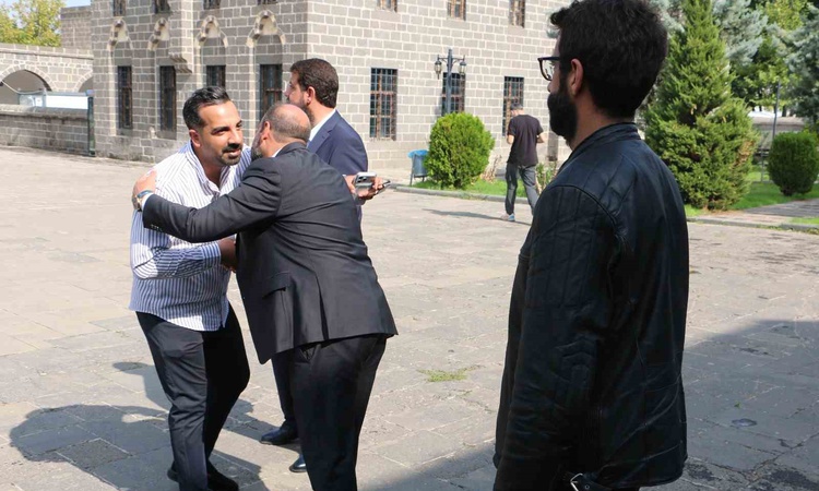 Kritik Açıklama: Diyarbakır Sur'da Hacı Mehmet Bozkuş için 40'ıncı gün mevlidi okutuldu | İşte Tüm Ayrıntılar