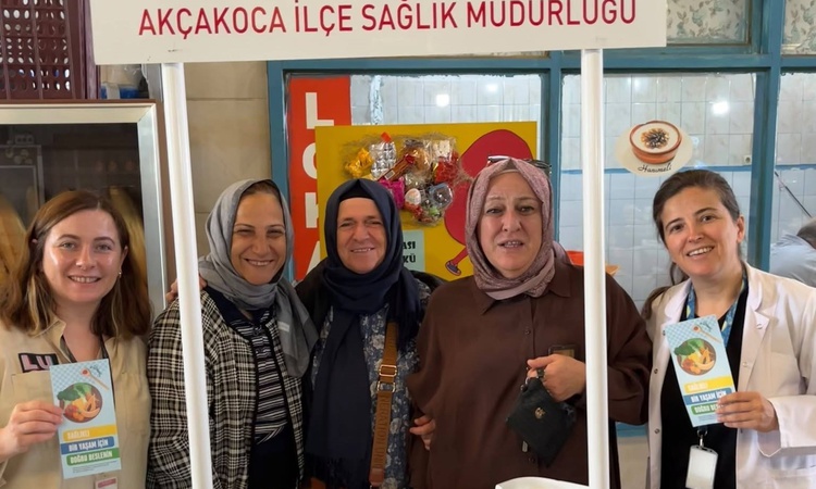 Kritik Açıklama: Diyetisyen Tolga Tilke Düzce Akçakoca'da Şekere Dikkat Haftası'nda bilgi verdi