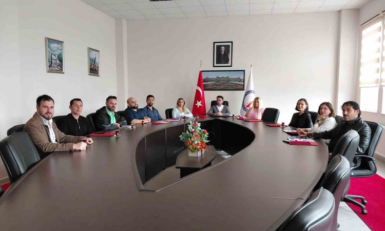 Kritik Açıklama: DPÜ Emet MYO Akademik Kurulu 2026-2027 güz dönemi hazırlıklarını görüştü
