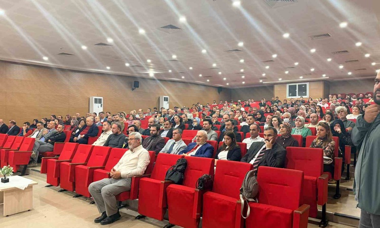 Kritik Açıklama: Düzce Ölçme Değerlendirme Merkezi okul müdürlerine OYSS'yi tanıttı | İşte Tüm Ayrıntılar