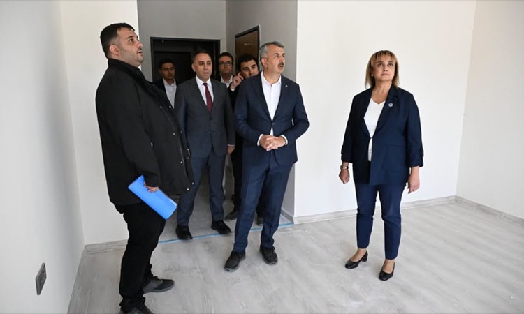 Kritik Açıklama: Edirne Valisi Sezer, 43 bin metrekarelik huzurevi projesini yerinde inceledi