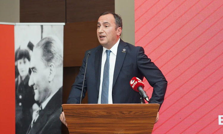 Kritik Açıklama: Eğitim-İş Başkanı Özbay, 39 gözaltılı MESEM operasyonunu 'cinayet' diye değerlendirdi ve Mera