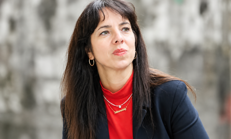 Kritik Açıklama: Elif Eralp kimdir? Elif Eralp aslen nereli, ailesi nereli? ve Merak Edilenler