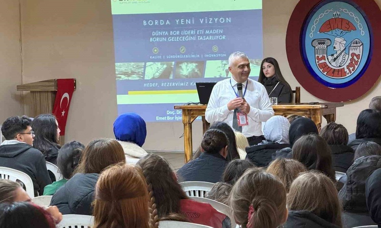 Kritik Açıklama: Emet'te öğrenciler borun geleceğini TÜBİTAK projesinde uzmandan dinledi