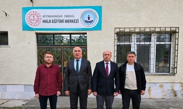Kritik Açıklama: Emirdağ İlçe Milli Eğitim Müdürü Gürkan Emeksiz halk eğitimi faaliyetlerini inceledi ve Merak