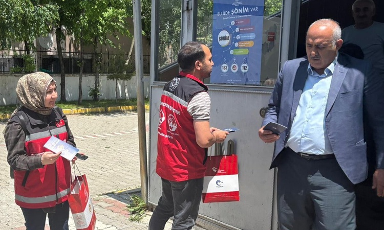 Kritik Açıklama: Erzurum Aile ve Sosyal Hizmetler ekipleri kadına şiddete karşı sahada çalışıyor