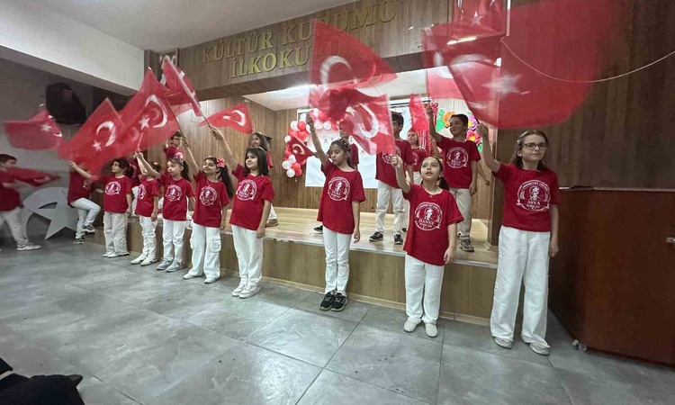 Kritik Açıklama: Erzurum'da Kültür Kurumu İlkokulu öğrencilerinin 29 Ekim programı tam not aldı: Gelişmeler Ta