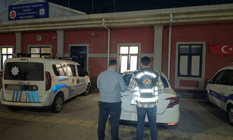 Kritik Açıklama: Esenyurt'ta tartışan sürücünün ehliyeti daimi iptal edildi, 180 bin lira ceza uygulandı