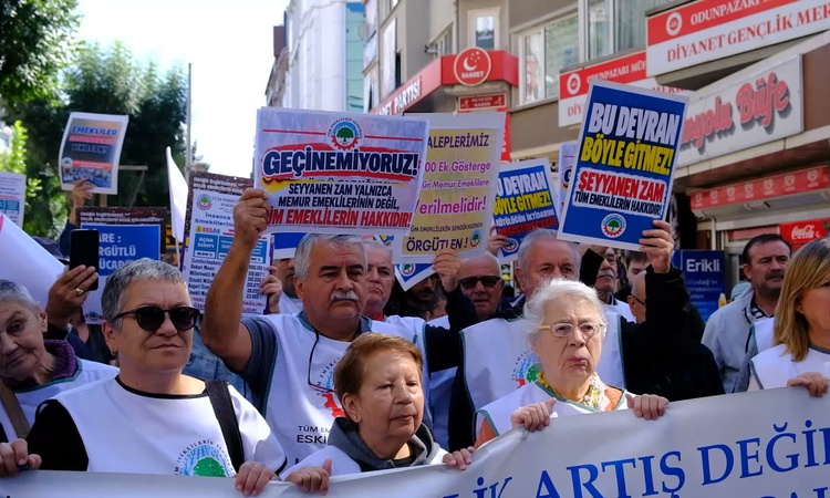 Kritik Açıklama: Eskişehir'de emekliler AYM'ye seslendi: Hukuksuzluğa "dur" denmeli