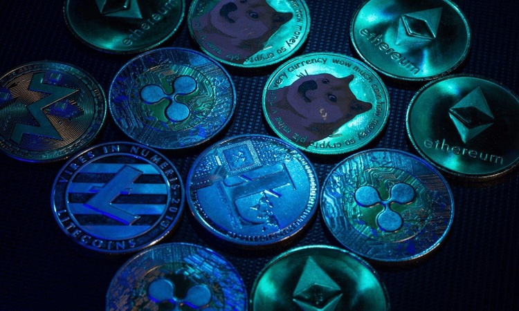 Kritik Açıklama: Fed öncesi üç altcoinde kritik seviyeler ve Merak Edilenler