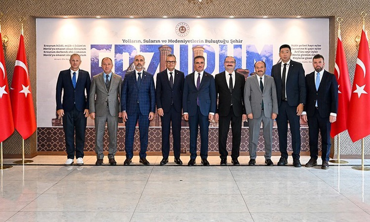 Kritik Açıklama: FISU heyeti 2029 Dünya Üniversiteler Kış Oyunları için Erzurum'da ETÜ'yle görüştü - Son Dakik