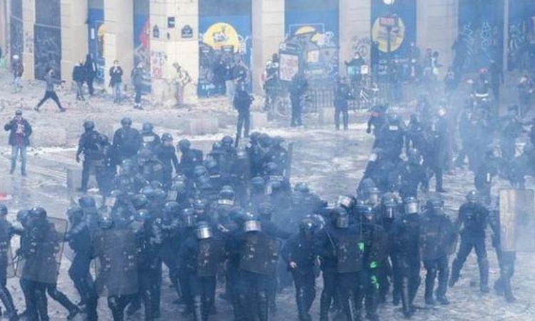 Kritik Açıklama: Fransa'da neler oluyor? SON DAKİKA! Fransa'da neden protesto var? | İşte Tüm Ayrıntılar