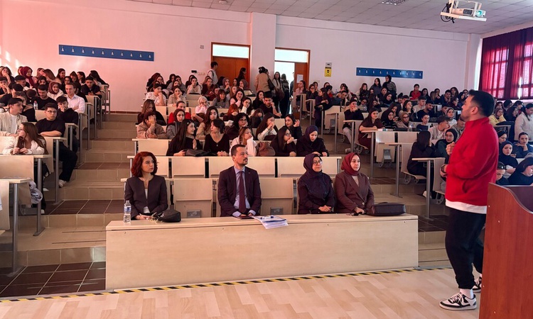 Kritik Açıklama: Gençlik Lideri Oğuzhan Sakin, Hisarcık MYO’da öğrencilere kamp imkanlarını anlattı | İşte Tüm