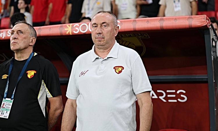 Kritik Açıklama: Göztepe'de 3 sakat oyuncu milli arada dönüyor, Stoilov müjde verdi