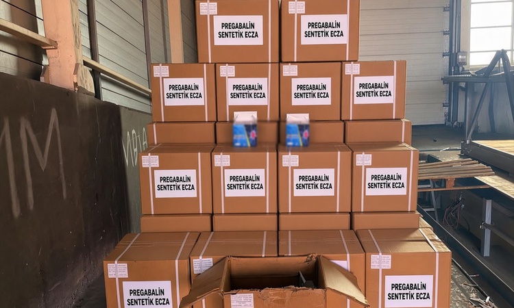 Kritik Açıklama: Gümrükler Muhafaza, Mersin'de üç operasyonda 1 ton 716,5 kg pregabalin ele geçirdi ve Merak E