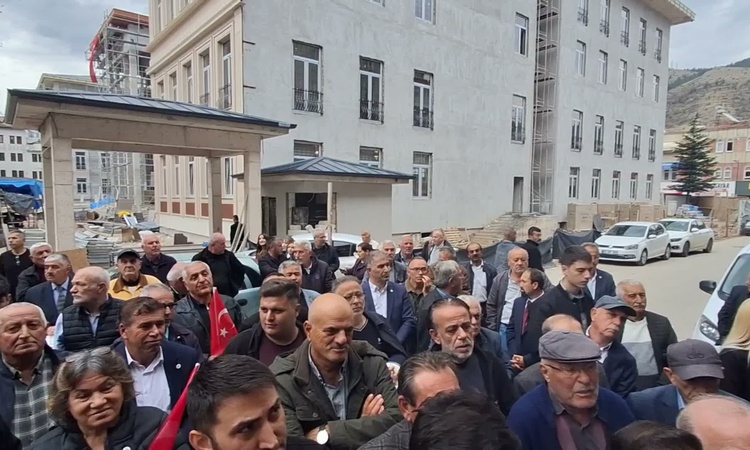 Kritik Açıklama: Günaydın, Tokat'ta YENİ Parti binası açılışında 850 milyar lira iddiasını savundu