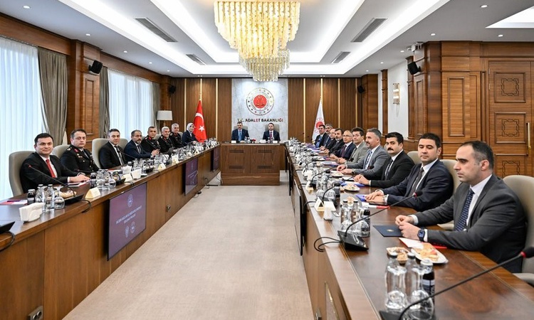 Kritik Açıklama: Gürlek ve Çiftçi, DOLUNAY Projesi kapsamında dolandırıcılıkla mücadeleyi görüştü | İşte Tüm A